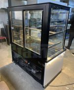 Fiamak Cooling Beyaz İşlemeli Mobilya Görünümlü Pasta Dolabı 100 cm
